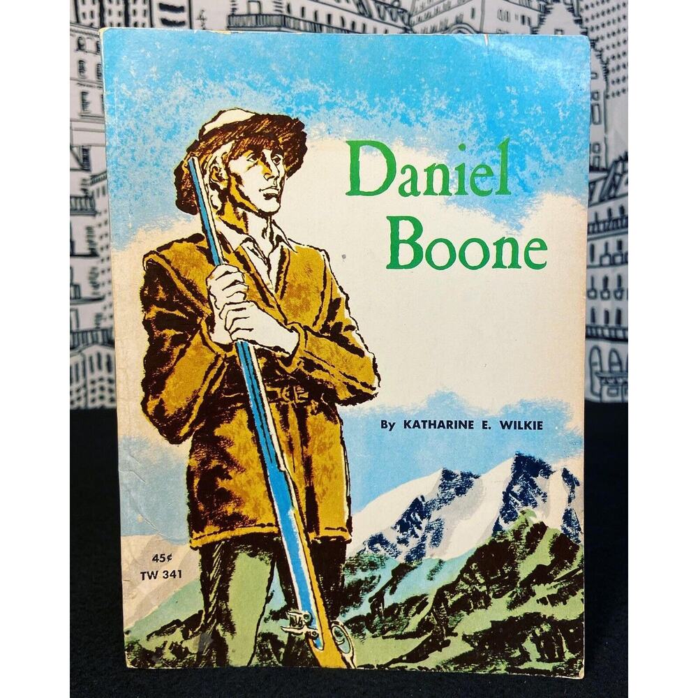 Daniel Boone by Katharine E. Wilkie (1966 8th Printing PB) Vintage Scholastic